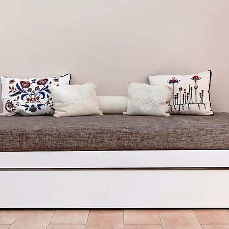 Raisakis Apartments Agia Marina Zewnętrze zdjęcie