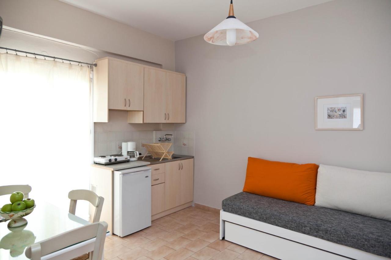 Raisakis Apartments Agia Marina Zewnętrze zdjęcie