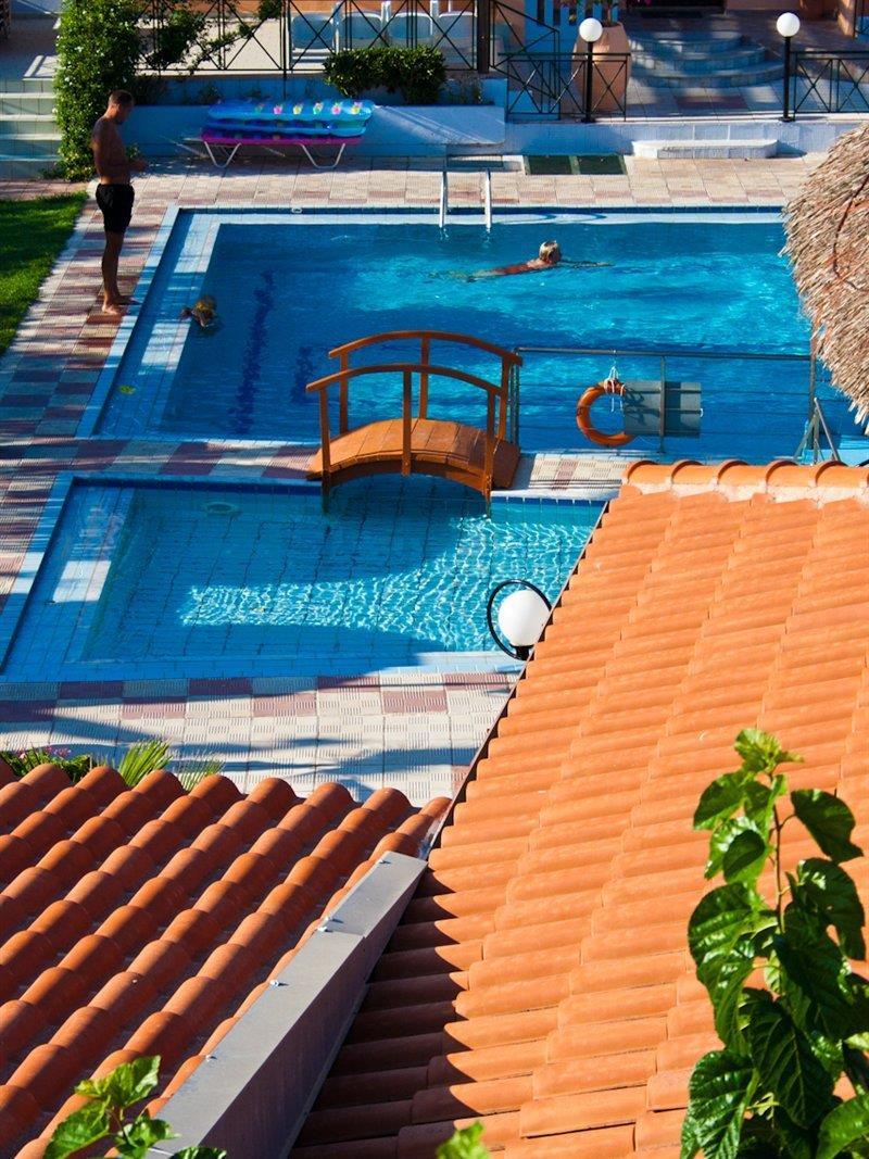 Raisakis Apartments Agia Marina Zewnętrze zdjęcie