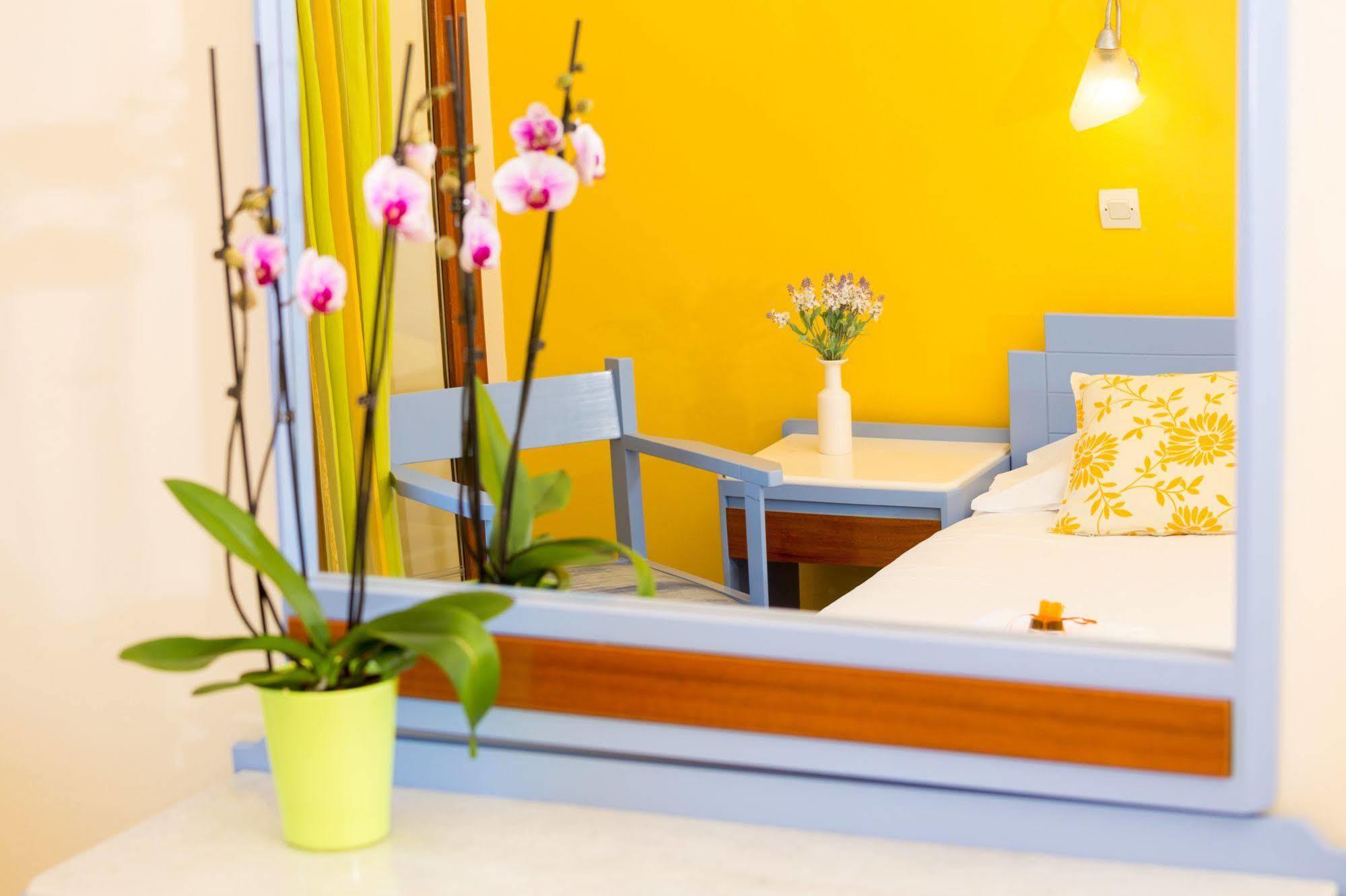 Raisakis Apartments Agia Marina Zewnętrze zdjęcie