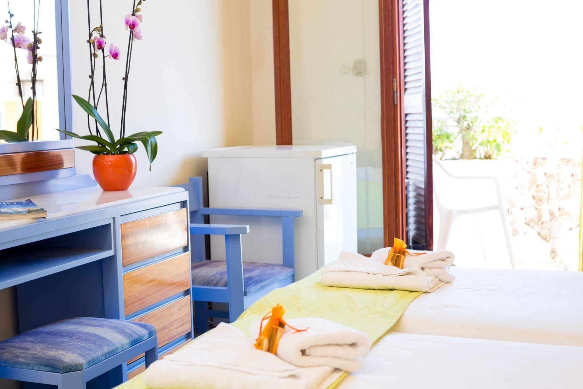 Raisakis Apartments Agia Marina Zewnętrze zdjęcie