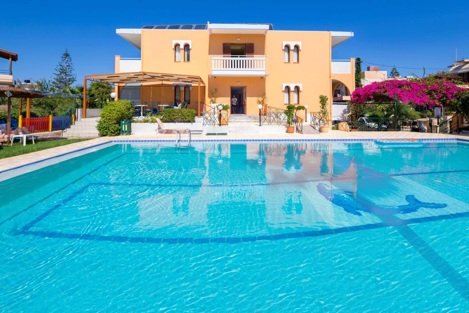 Raisakis Apartments Agia Marina Zewnętrze zdjęcie