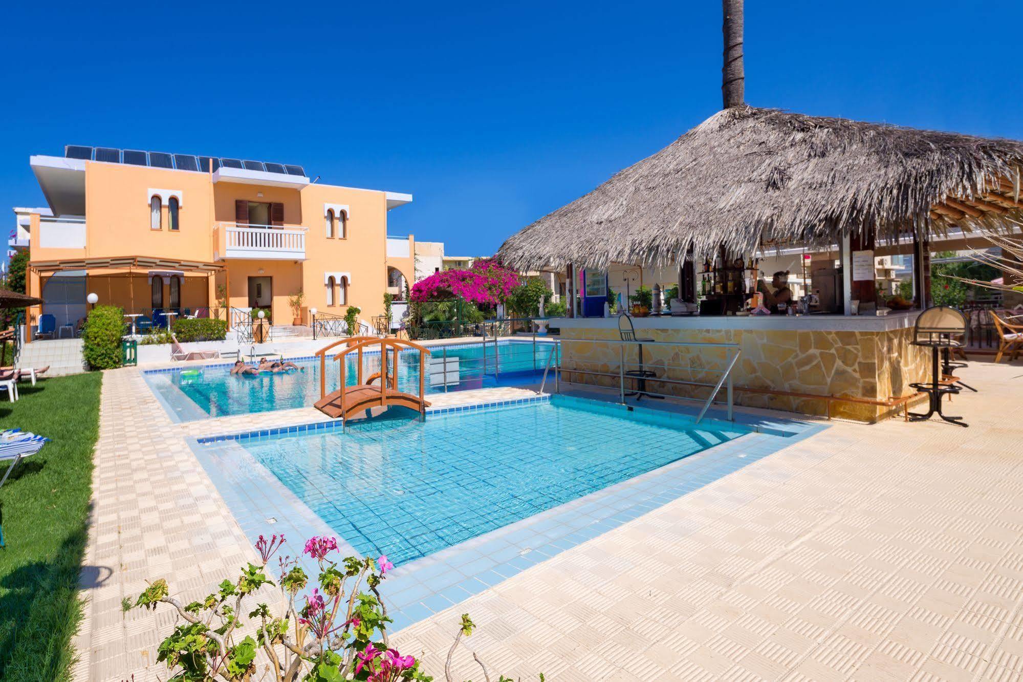 Raisakis Apartments Agia Marina Zewnętrze zdjęcie